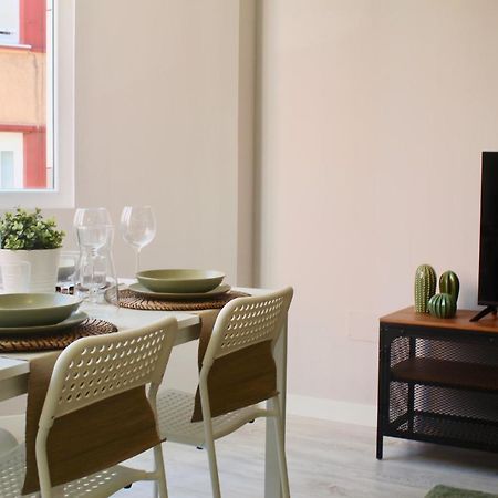 Ferienwohnung Moderno Apartamento En El Centro De Coruna A Coruña Exterior foto
